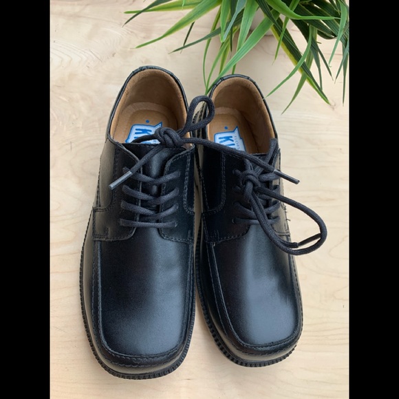 Florsheim boys black dress shoes - Picture 10 of 14